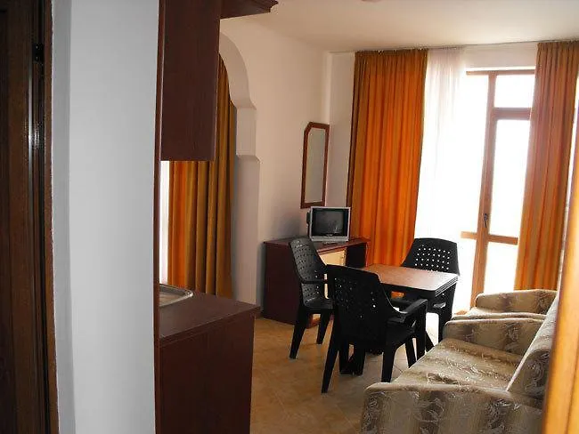 Hotel Svetlana 2*
