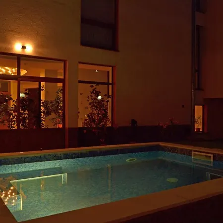 светлана 2* Бяла