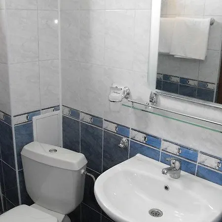 Hotel Svetlana 2*